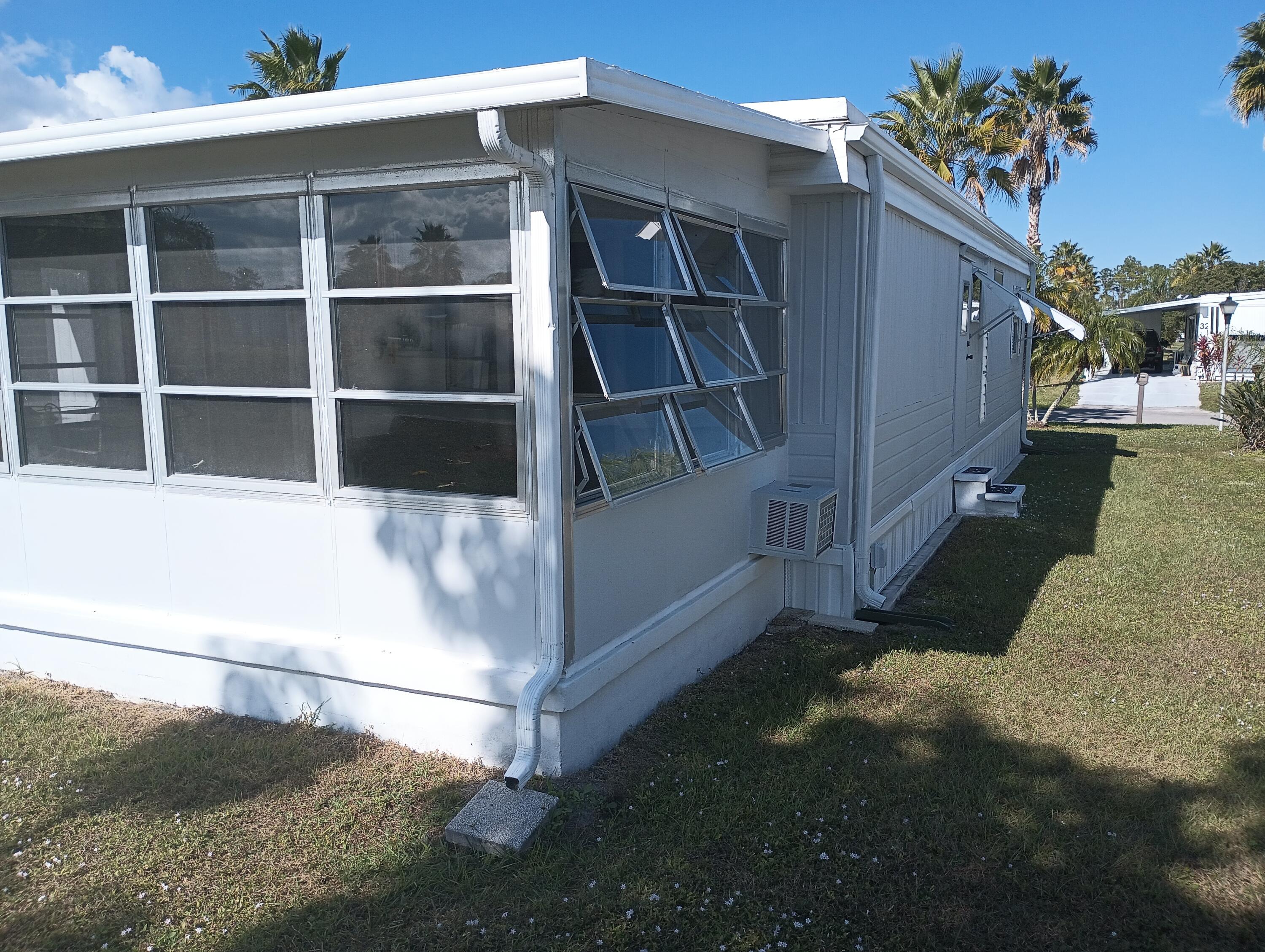 31 Huarte Way Port St. Lucie, FL 34952 - Photo 11 of 27 IMG_20251122_131117261