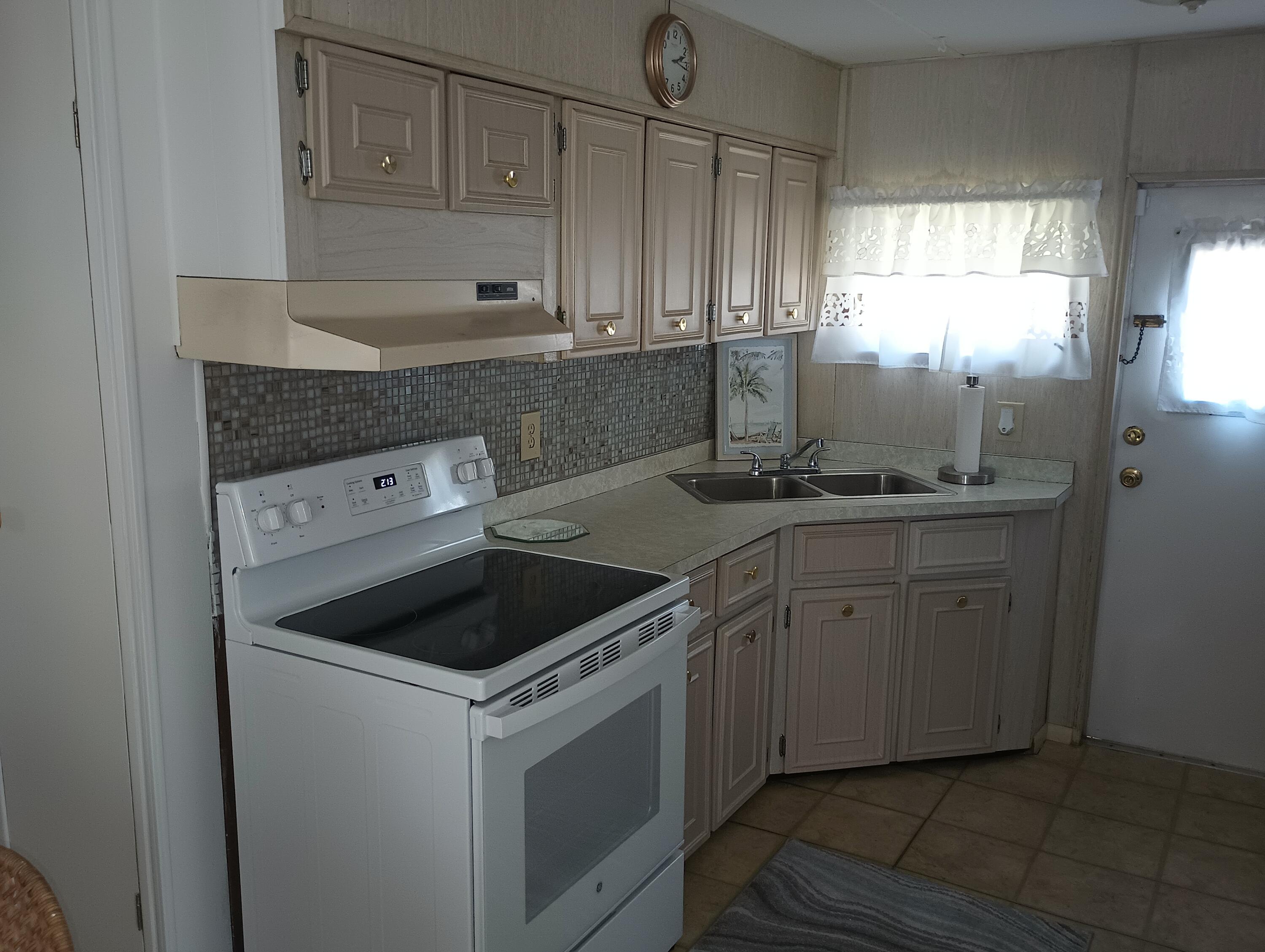 31 Huarte Way Port St. Lucie, FL 34952 - Photo 18 of 27 IMG_20251122_131457155