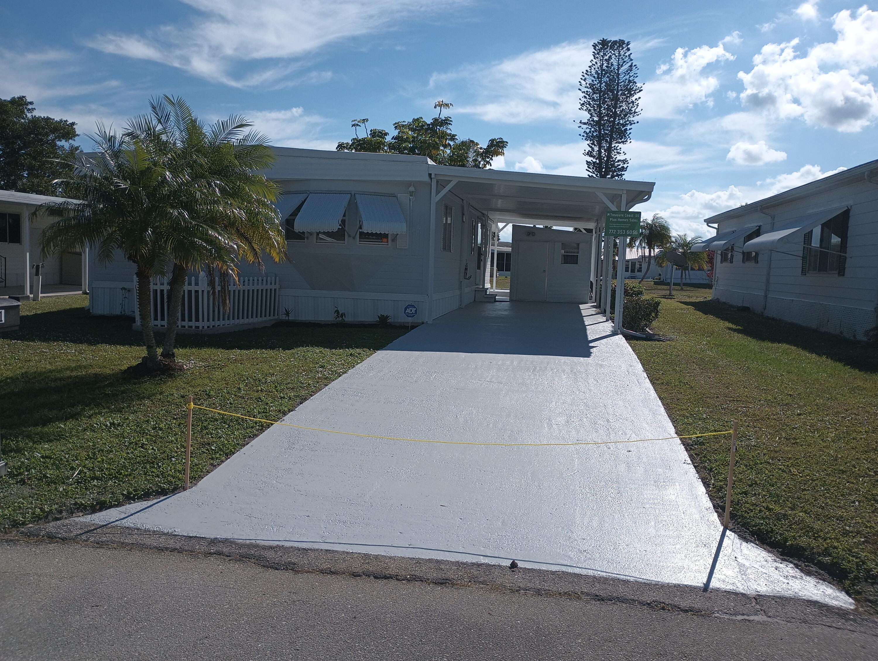 31 Huarte Way Port St. Lucie, FL 34952 - Photo 2 of 27 IMG_20251122_130846784