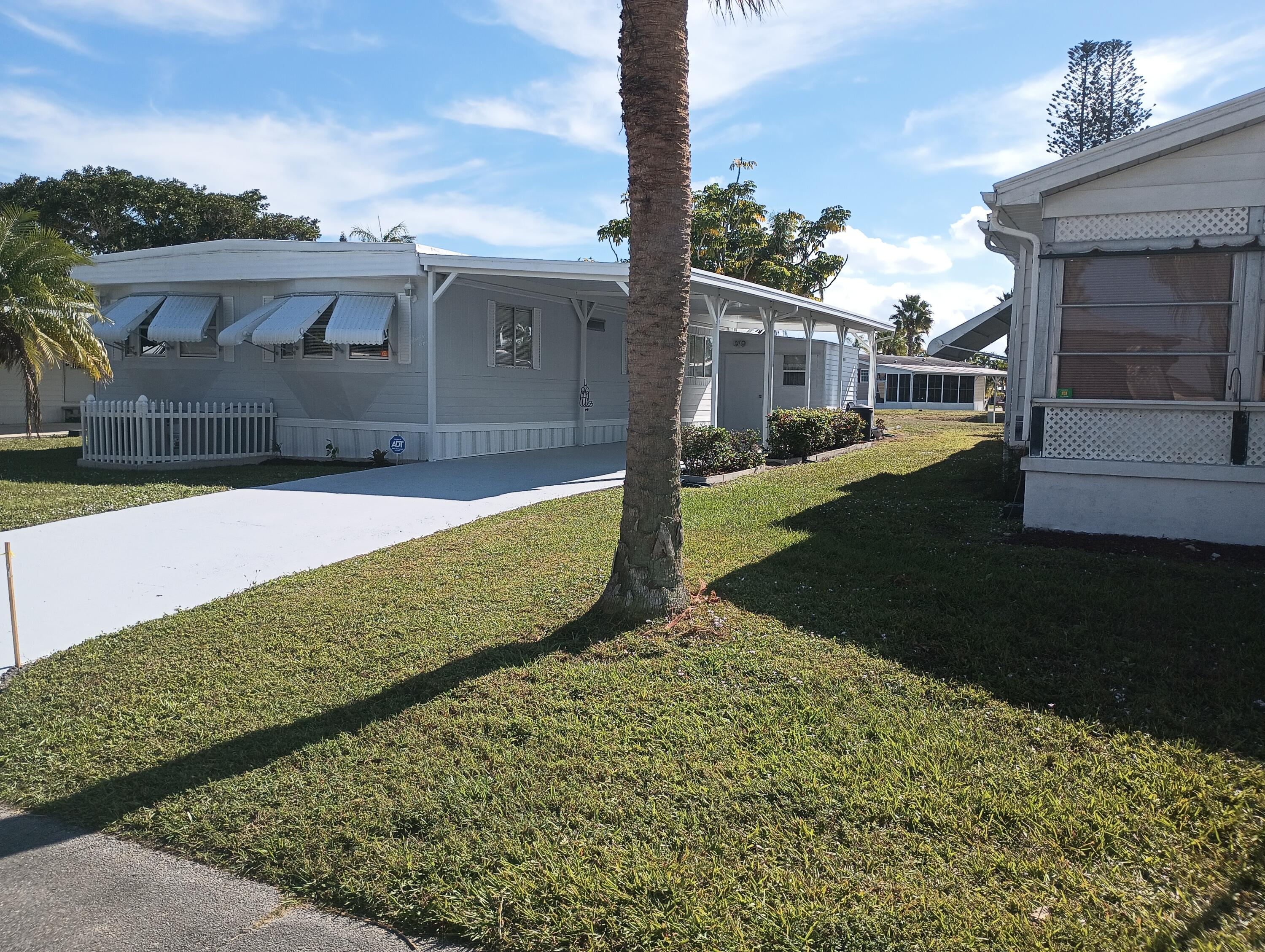 31 Huarte Way Port St. Lucie, FL 34952 - Photo 3 of 27 IMG_20251122_130903080