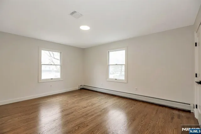 $5,500 | 238 Phelps Avenue, Cresskill, NJ 07626