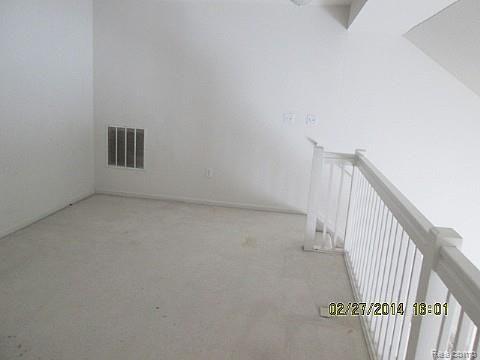 1103 Rial Lake Drive, Unit 44 Howell, MI 48843 - Photo 9 of 10 IMG_5366_m.jpg