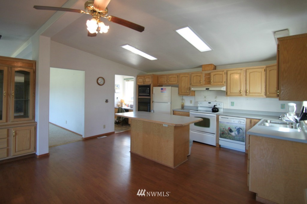 4070 Upper Peoh Point Road Cle Elum, WA 98922 - Photo 3 of 19 Gallery Image 3