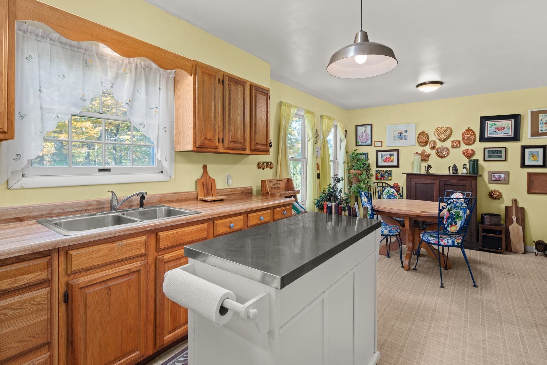 1421 Shaw Mansion Road Waterbury, VT 05677 - Photo 5 of 38