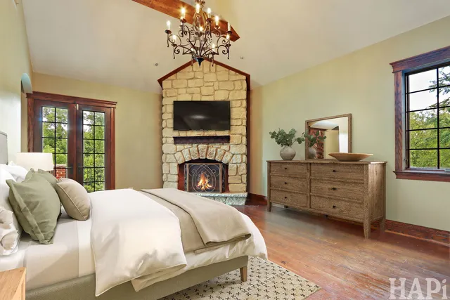 $1,199,000 | 200 Helm Road, Barrington Hills, IL 60010