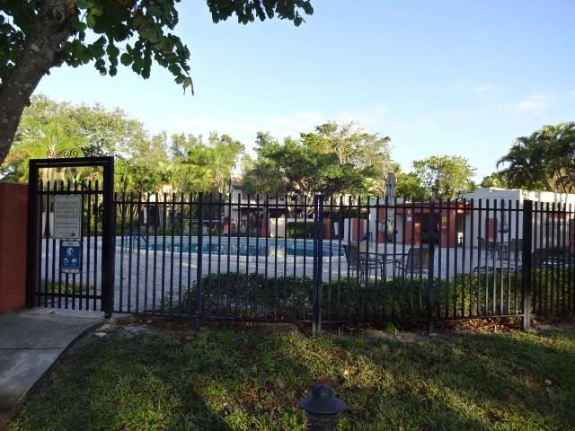 3406 Spring Bluff Place, Unit 46 Lauderhill, FL 33319 - Photo 27 of 30 Photo 27