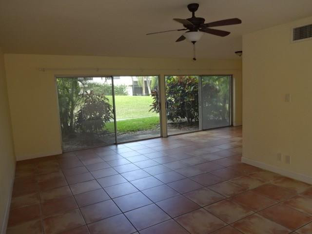 3406 Spring Bluff Place, Unit 46 Lauderhill, FL 33319 - Photo 4 of 30 Photo 4