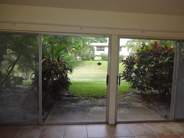 3406 Spring Bluff Place, Unit 46 Lauderhill, FL 33319 - Photo 5 of 30 Photo 5