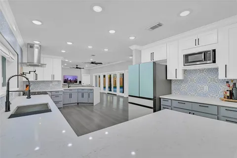 $1,220,000 | 5122 Braesheather Drive, Houston, TX 77096