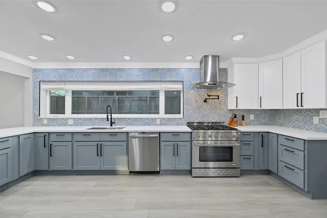 $1,220,000 | 5122 Braesheather Drive, Houston, TX 77096