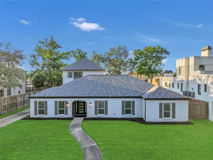 $1,220,000 | 5122 Braesheather Drive, Houston, TX 77096