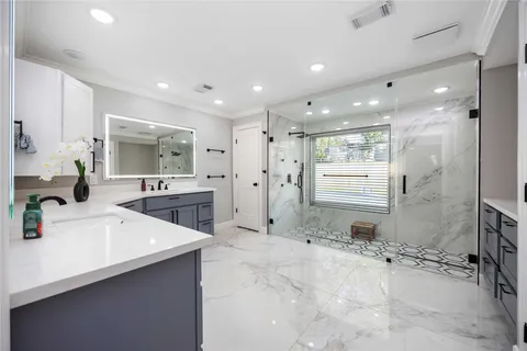 $1,200,000 | 5122 Braesheather Drive, Houston, TX 77096