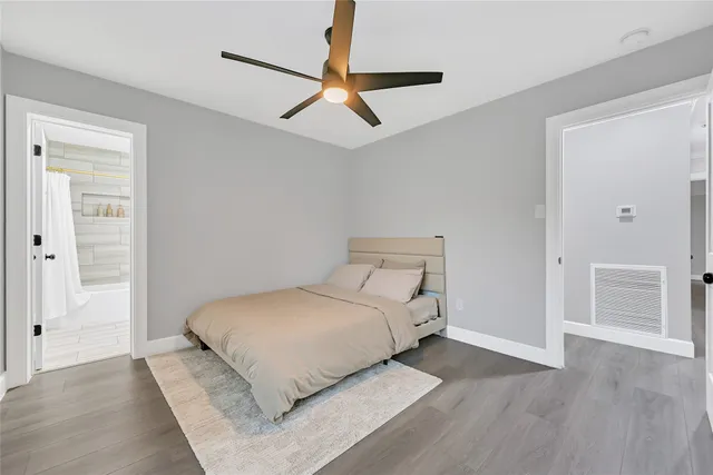 $1,220,000 | 5122 Braesheather Drive, Houston, TX 77096