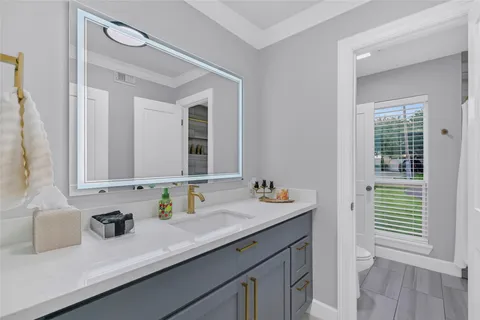 $1,220,000 | 5122 Braesheather Drive, Houston, TX 77096