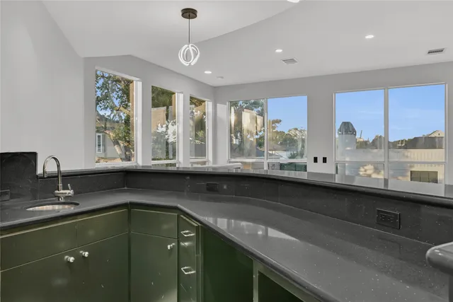 $1,220,000 | 5122 Braesheather Drive, Houston, TX 77096