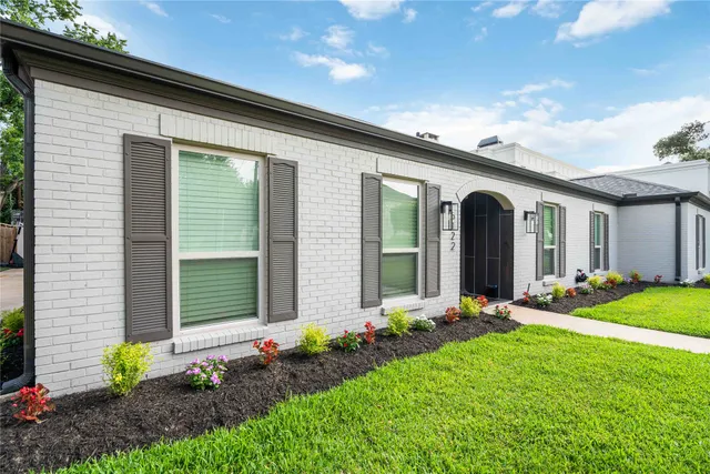 $1,220,000 | 5122 Braesheather Drive, Houston, TX 77096