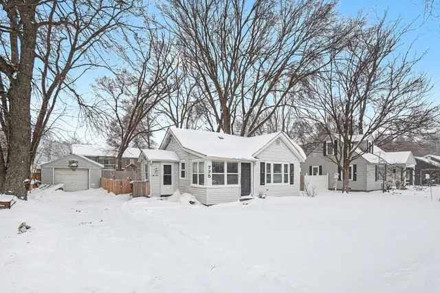 $253,900 | 775 East 8th Street, Holland, MI 49423