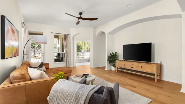 $747,500 | 6420 Antigo Lane, Austin, TX 78739