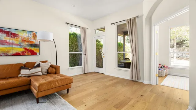 $747,500 | 6420 Antigo Lane, Austin, TX 78739