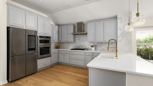 $747,500 | 6420 Antigo Lane, Austin, TX 78739