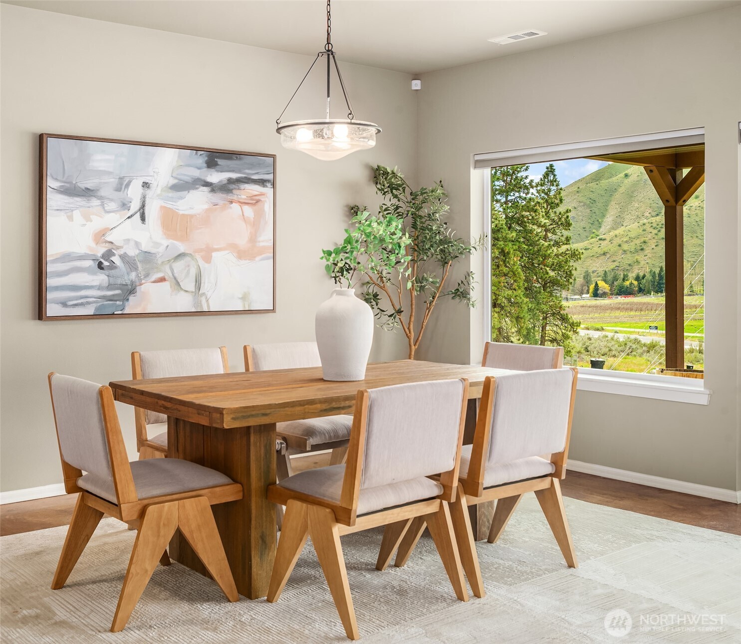 24 Mackenzie Way Chelan, WA 98816 - Photo 13 of 35 Gallery Image 13