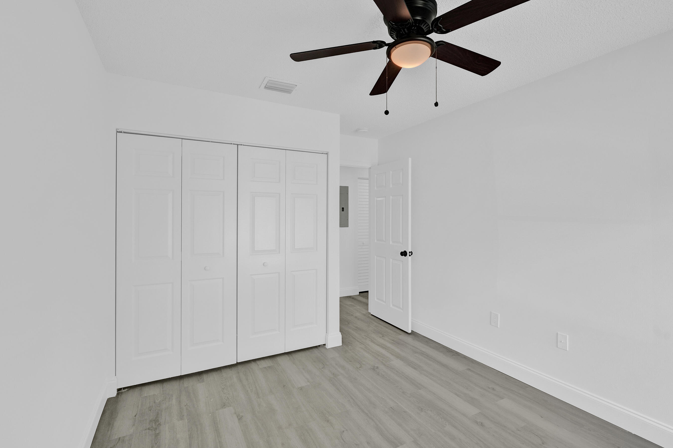 16440 Southwest 96th Terrace Miami, FL 33196 - Photo 11 of 22 DSC06914