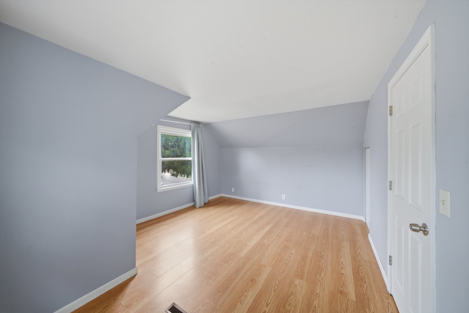 1517 East Roosevelt Road Wheaton, IL 60187 - Photo 24 of 54