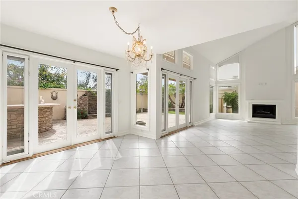 $4,900 | 24802 Oak Creek Lane, Lake Forest, CA 92630