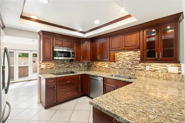 $4,900 | 24802 Oak Creek Lane, Lake Forest, CA 92630