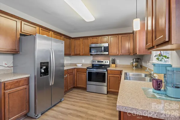 $335,000 | 135 Spring Meadows Drive, Lincolnton, NC 28092