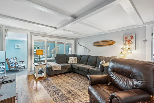 $995,000 | 7 Cappy's Lane, York, ME 03909