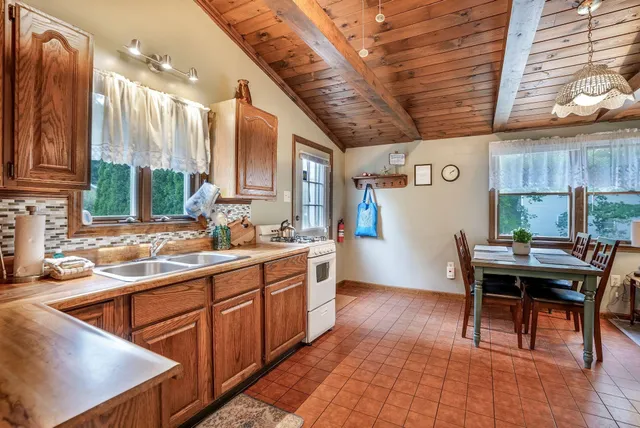 $995,000 | 7 Cappy's Lane, York, ME 03909