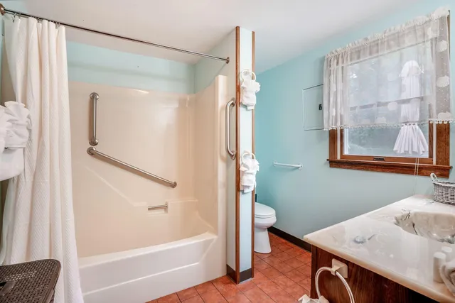 $995,000 | 7 Cappy's Lane, York, ME 03909