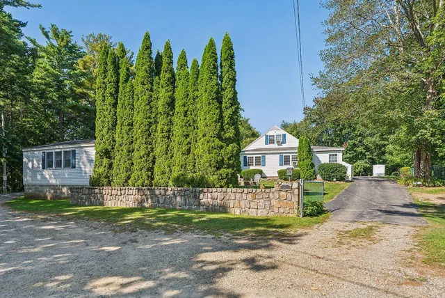 $995,000 | 7 Cappy's Lane, York, ME 03909