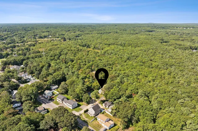 $995,000 | 7 Cappy's Lane, York, ME 03909