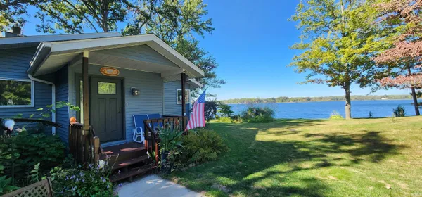 $880,000 | 420 EMS W17 Lane, North Webster, IN 46555