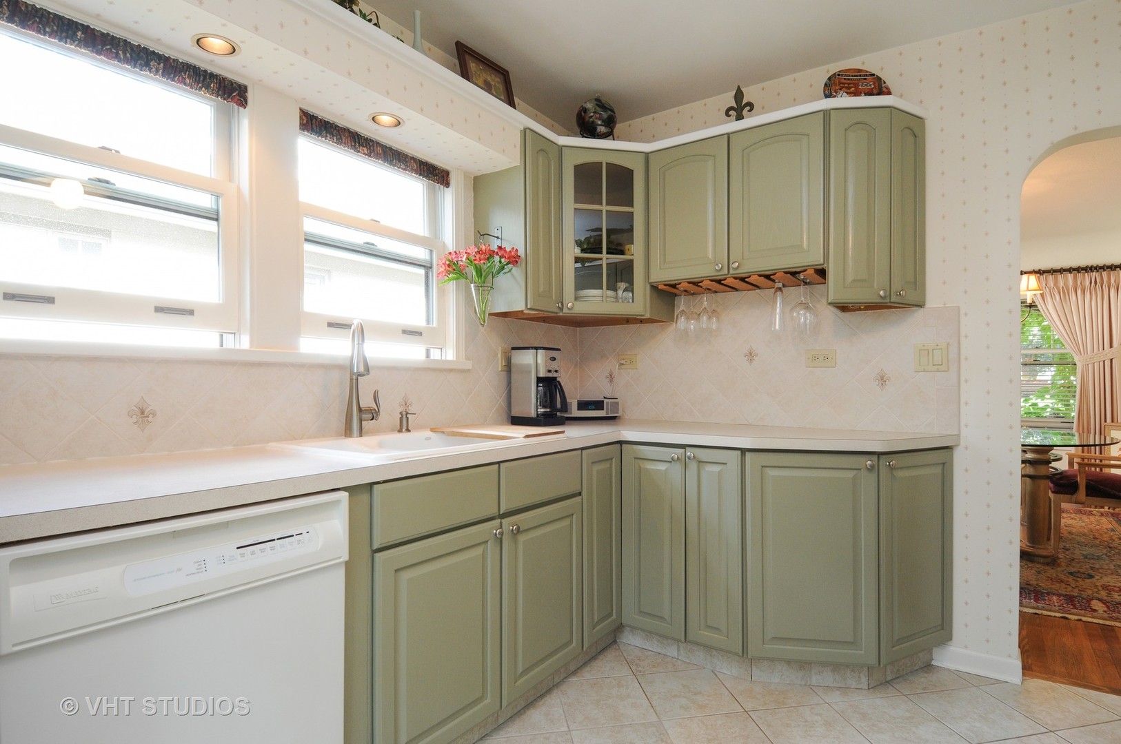 347 South Sleight Street Naperville, IL 60540 - Photo 7 of 17