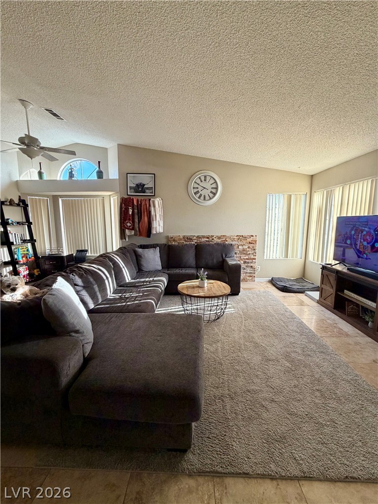 2080 Kiva Way Laughlin, NV 89029 - Photo 6 of 38