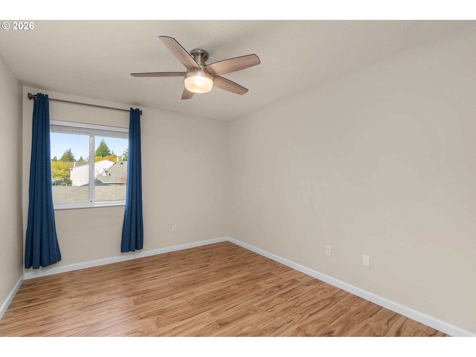 10660 Southwest Davies Road, Unit 40 Beaverton, OR 97008 - Photo 28 of 45 Bedroom