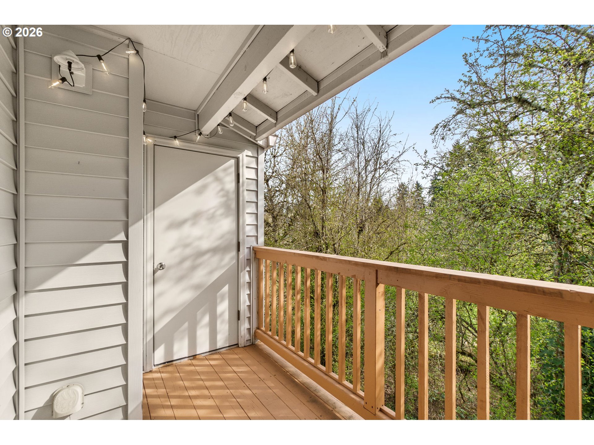 10660 Southwest Davies Road, Unit 40 Beaverton, OR 97008 - Photo 31 of 45 Deck