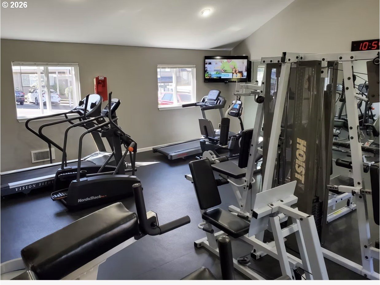 10660 Southwest Davies Road, Unit 40 Beaverton, OR 97008 - Photo 42 of 45 Community Recreation Center
