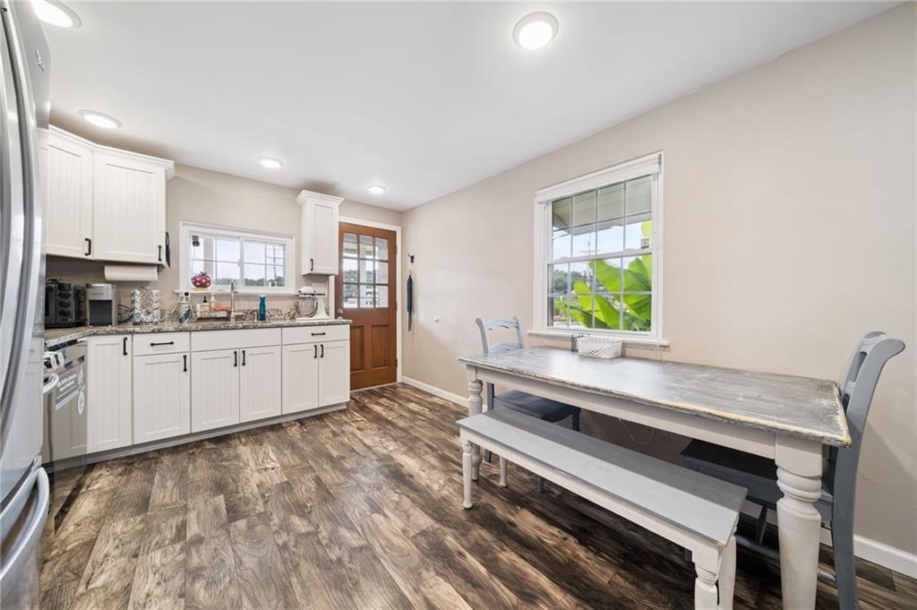 1842 Haymaker Road Monroeville, PA 15146 - Photo 4 of 23 Gallery Image 4