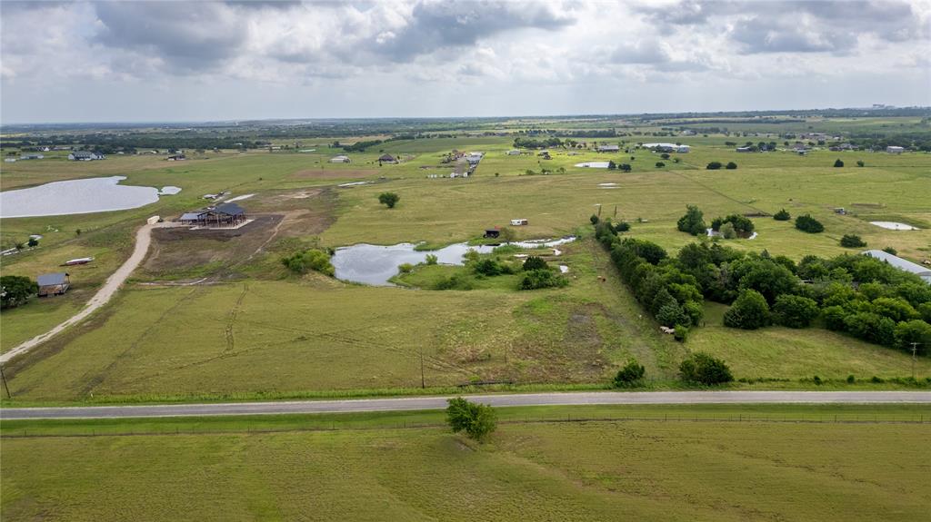 340 Stevens Road Ennis, TX 75119 - Photo 3 of 18 a view of a city