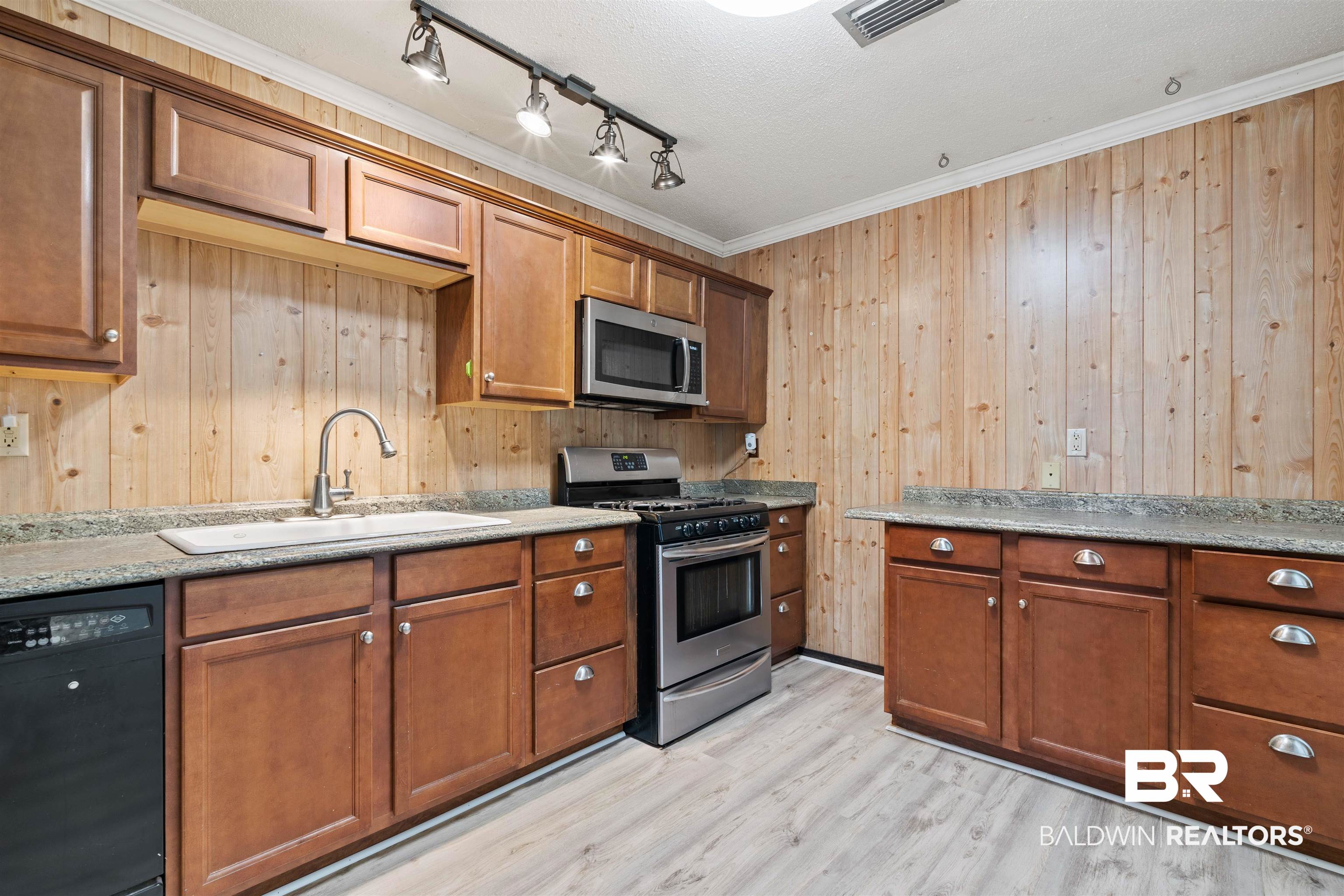 11020 Rhett McConnell Road Theodore, AL 36582 - Photo 12 of 42
