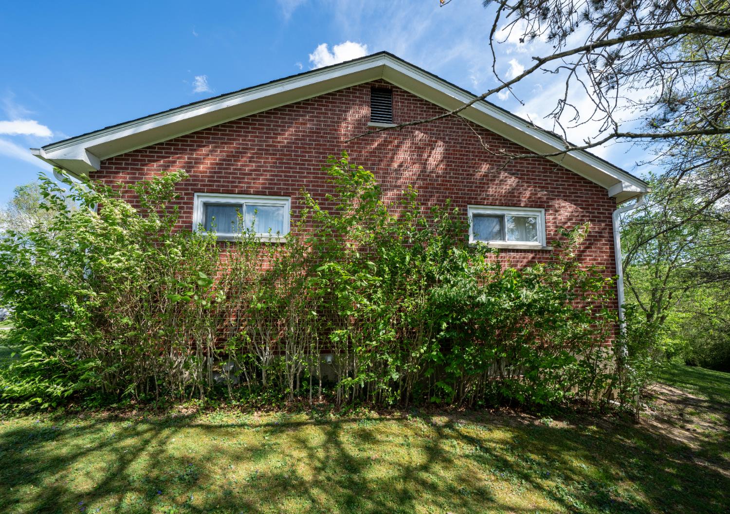 609 Ridge Avenue Aurora, IN 47001 - Photo 5 of 53