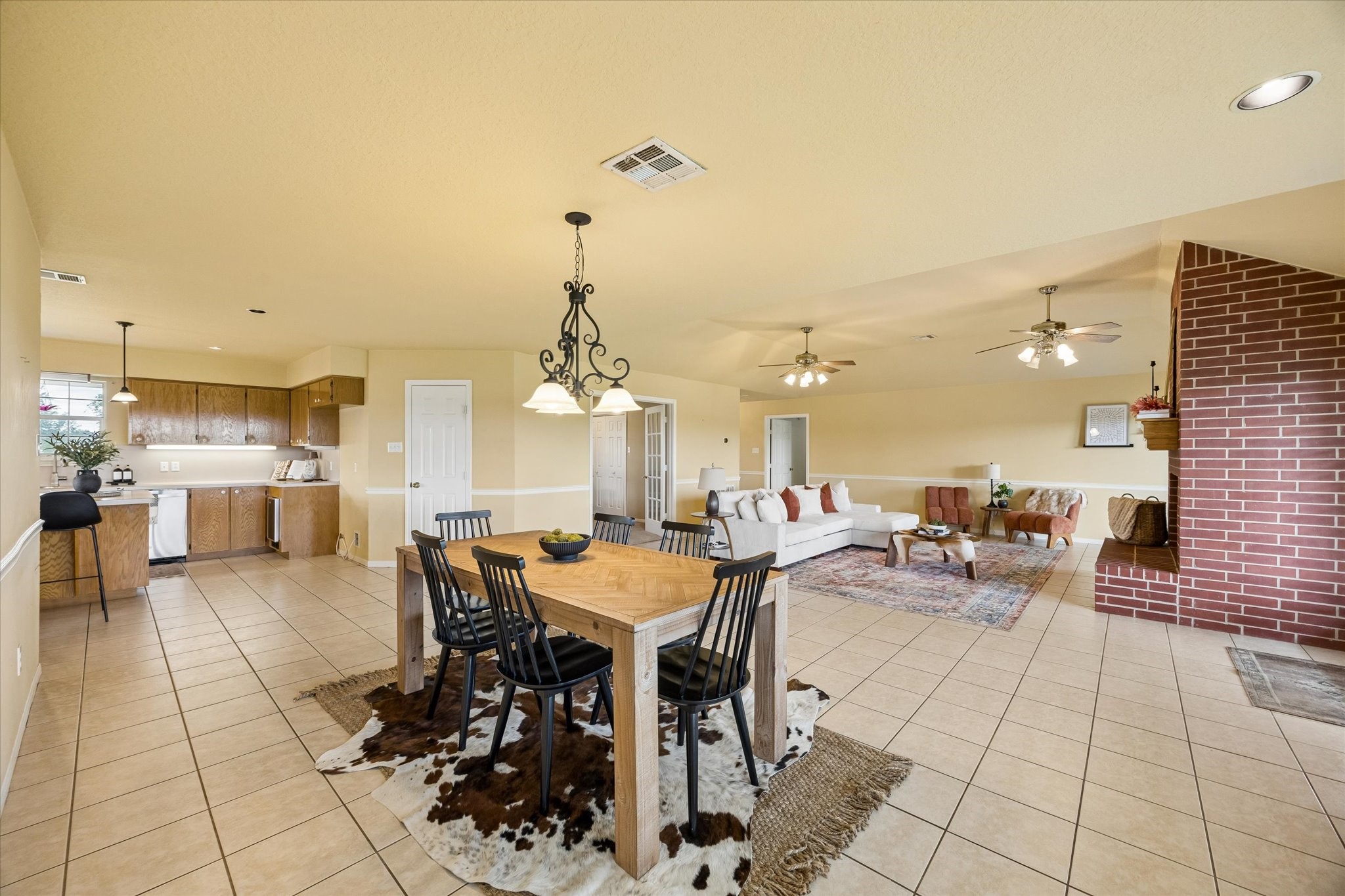 1240 Schumann Road Bellville, TX 77418 - Photo 9 of 37