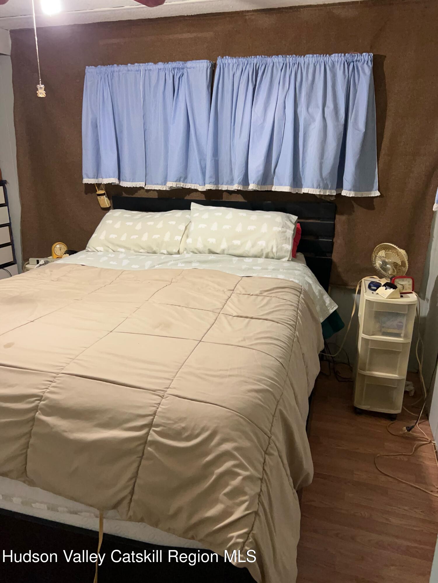 411 Plattekill Road Marlboro, NY 12542 - Photo 25 of 26 a bathroom with a bathtub