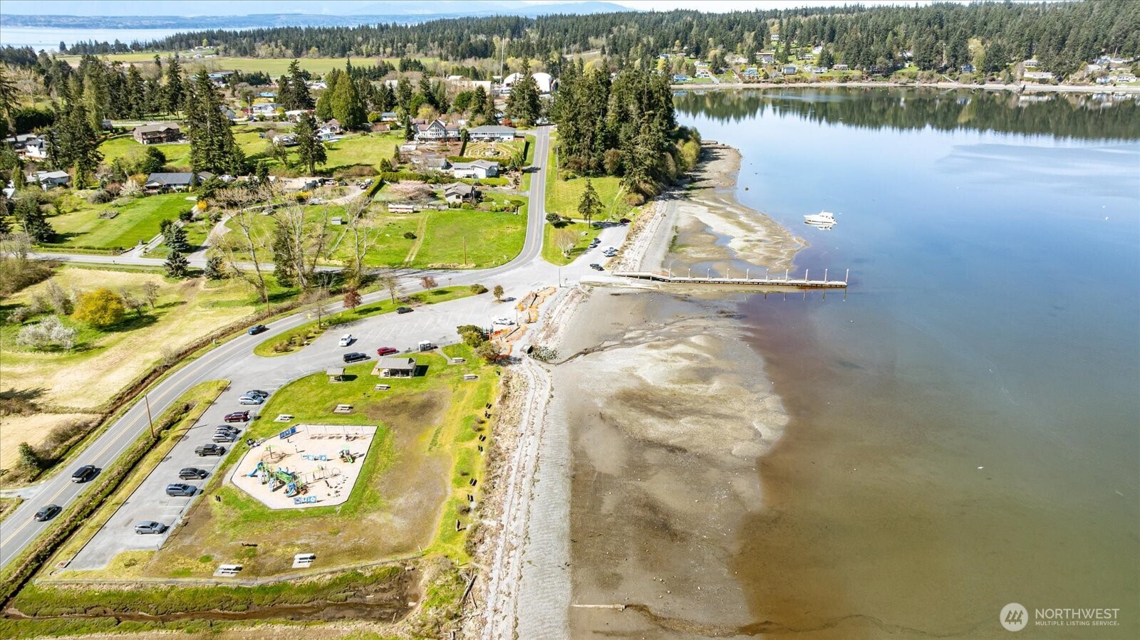 5443 Pleasant View Lane Freeland, WA 98249 - Photo 35 of 40