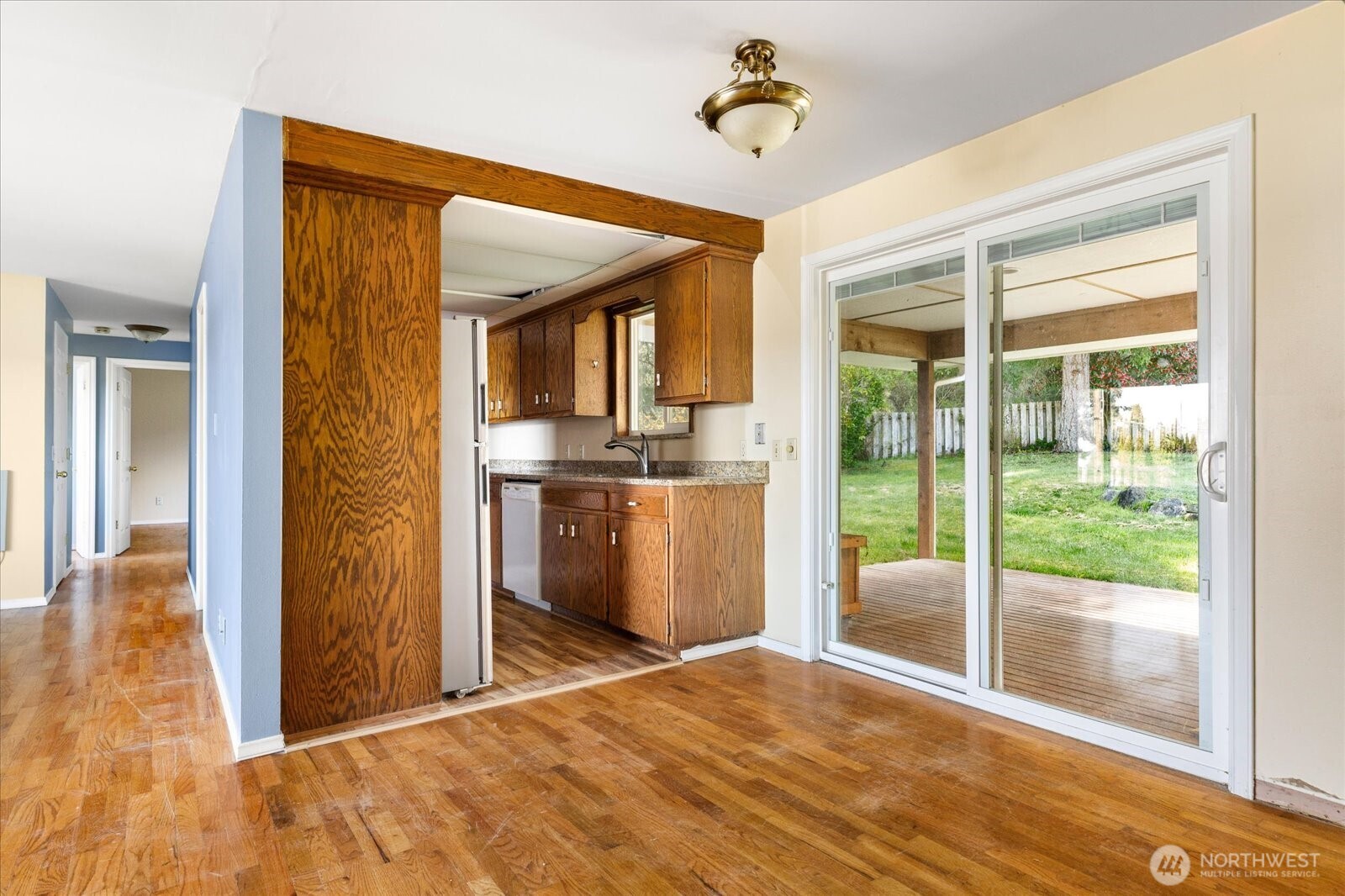 5443 Pleasant View Lane Freeland, WA 98249 - Photo 9 of 40