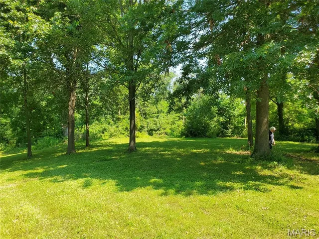 $206,615 | 0 Hug Cemetery Road, Pocahontas, IL 62275